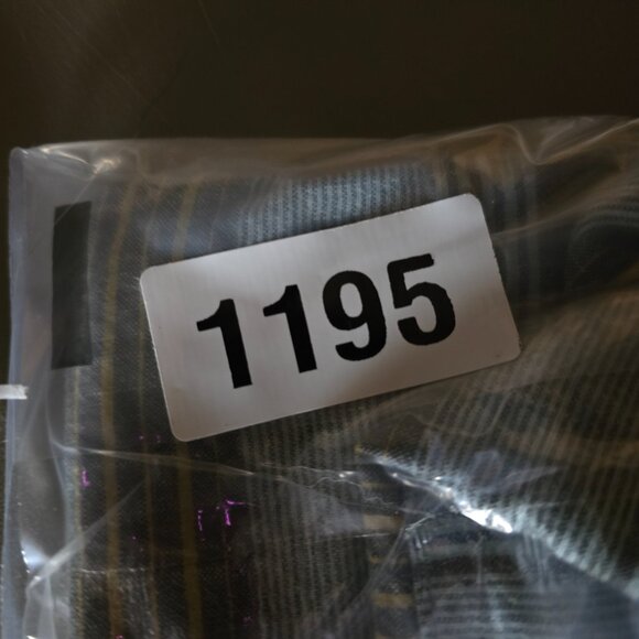 Columbia Shirt Mens Medium Grey Yellow Striped Button Up Short Sleeve Outdoors 1 - Picture 8 of 8